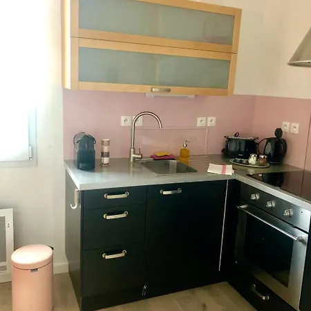 En Ville - Centre - 500 M De La Plage Apartment