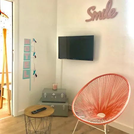 Apartment En Ville - Centre - 500 M De La Plage